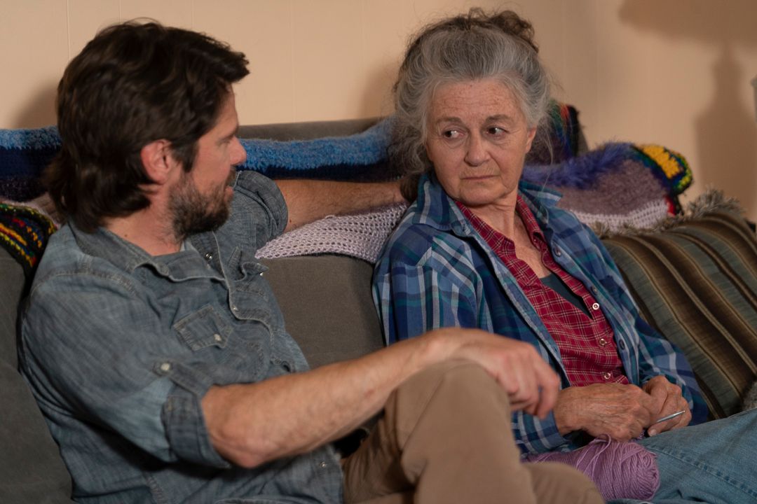 Mason gets some side eye from his mom, Linda (Rebecca Koon).